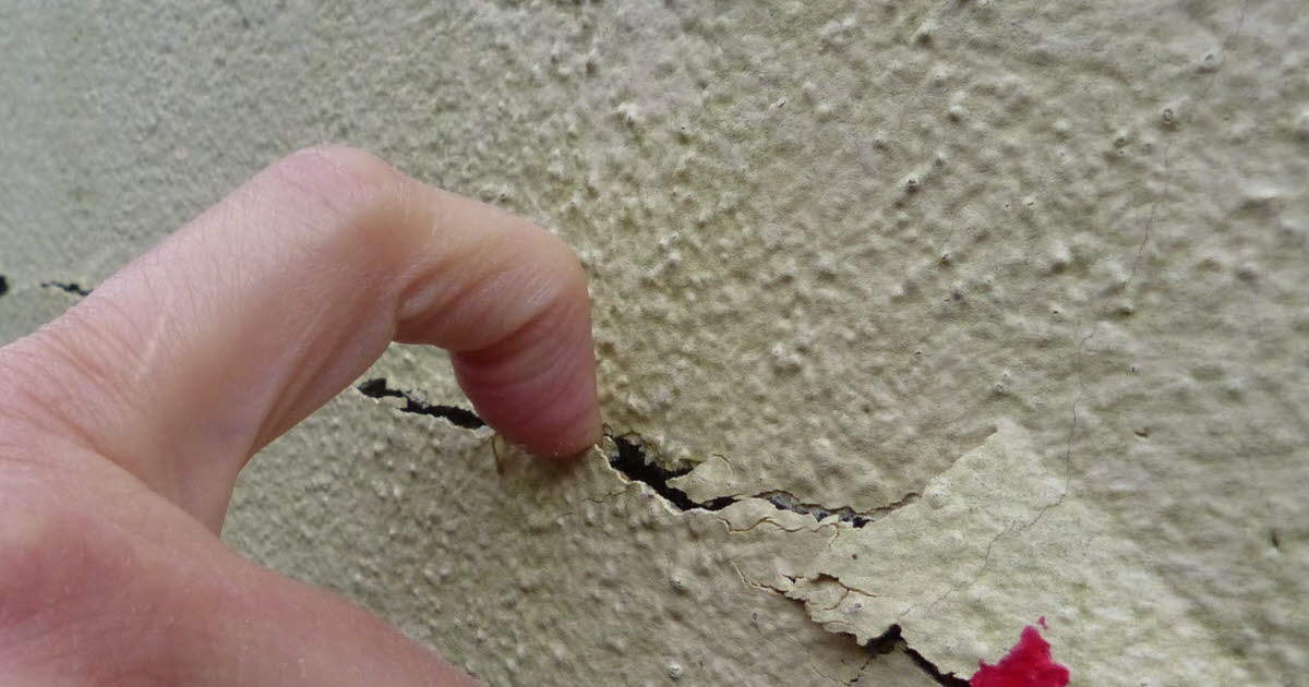 Lorena. Rachaduras em casas: uma cláusula de seguro desfavorável às vítimas