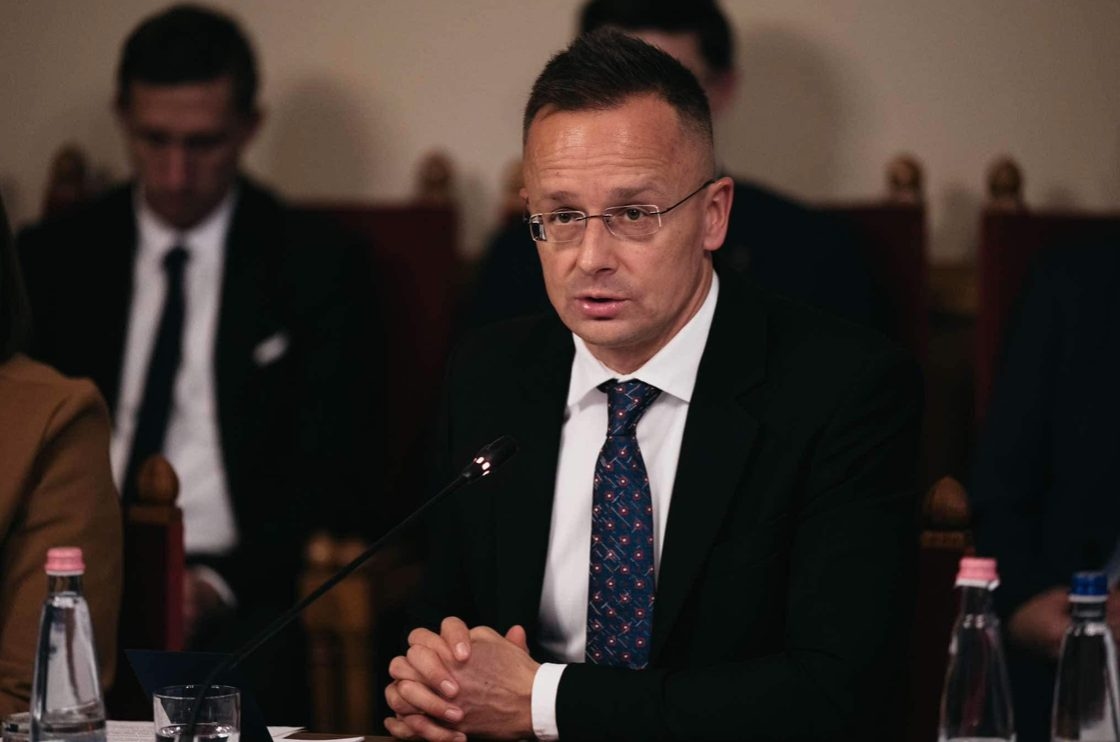 Péter Szijjártó e Marco Rubio firmano un accordo intergovernativo sul nucleare