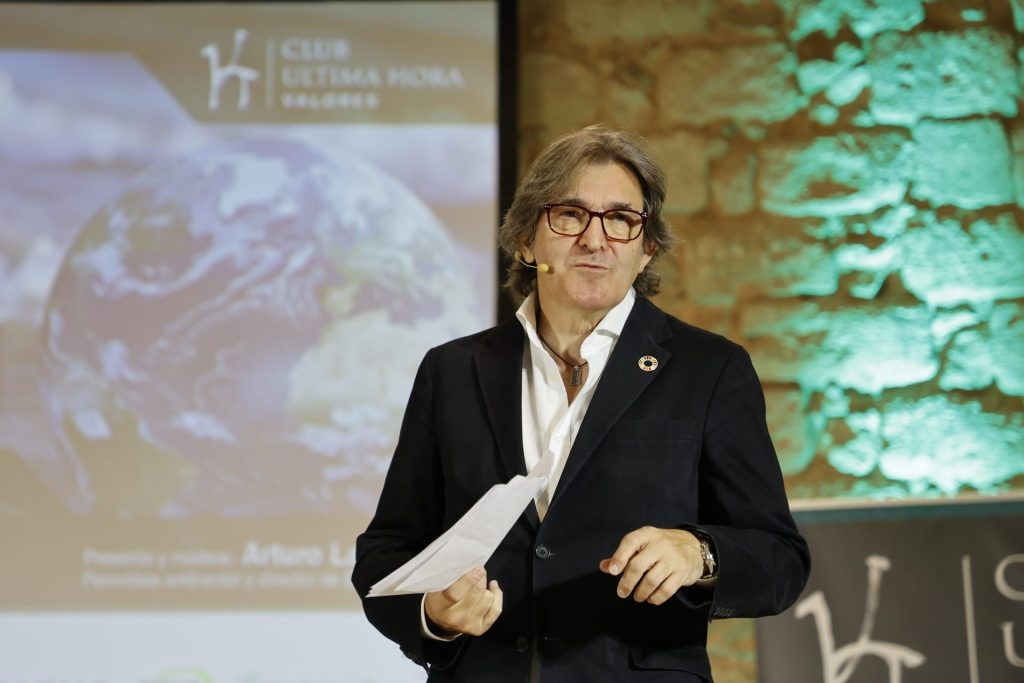 Jornalismo climático e consenso social: o poder da informação diante da emergência. Por Arturo Larena, diretor da EFEverde (Agência de Notícias EFE)