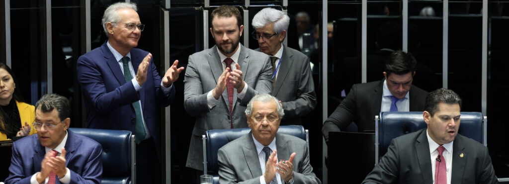 Il Senato approva l'esenzione dall'imposta sul reddito per chi guadagna fino a R$ 5.000.