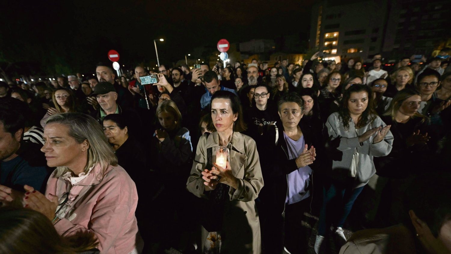 Inundaciones en España: Un año después, los valencianos están enfadados y dolidos.