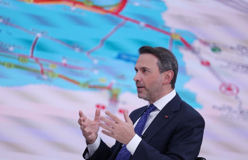 El ministro Bayraktar puso fin al debate sobre la NTE.