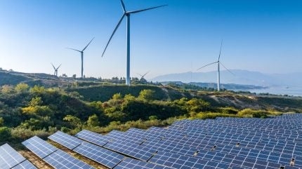 Apple to develop 650MW solar and wind farms in Europe